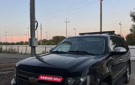 Chevrolet Tahoe III, 2012 год, 2 850 000 рублей, 1 фотография