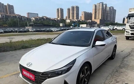 Hyundai Elantra, 2022 год, 1 350 000 рублей, 1 фотография