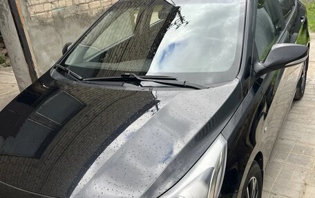 Hyundai Solaris II рестайлинг, 2016 год, 1 000 000 рублей, 4 фотография