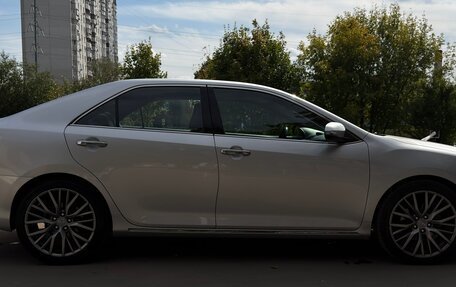 Toyota Camry, 2013 год, 1 850 000 рублей, 4 фотография