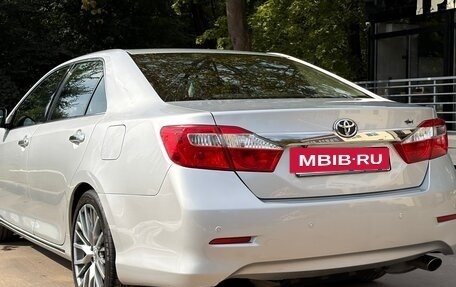Toyota Camry, 2013 год, 1 850 000 рублей, 6 фотография