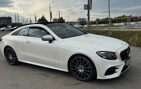 Mercedes-Benz E-Класс, 2019 год, 6 500 000 рублей, 4 фотография
