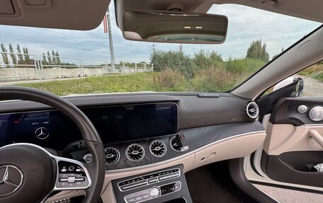 Mercedes-Benz E-Класс, 2019 год, 6 500 000 рублей, 13 фотография