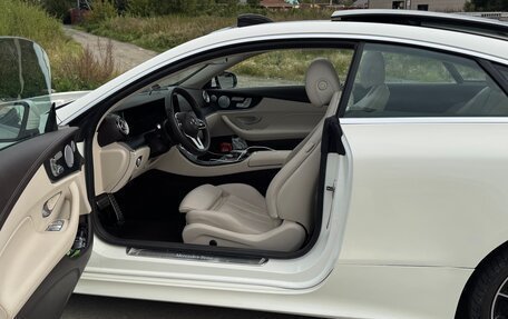 Mercedes-Benz E-Класс, 2019 год, 6 500 000 рублей, 10 фотография