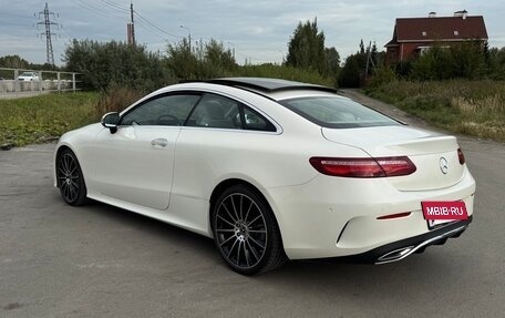 Mercedes-Benz E-Класс, 2019 год, 6 500 000 рублей, 5 фотография