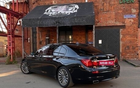 BMW 7 серия, 2013 год, 1 300 000 рублей, 4 фотография