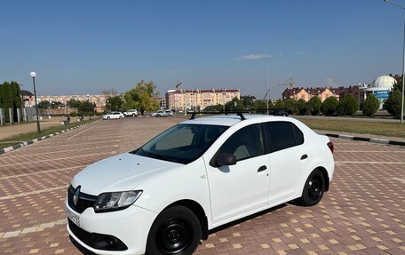 Renault Logan II, 2015 год, 650 000 рублей, 1 фотография