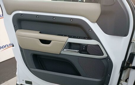 Land Rover Defender II, 2021 год, 7 300 000 рублей, 9 фотография