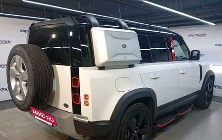 Land Rover Defender II, 2021 год, 7 300 000 рублей, 3 фотография