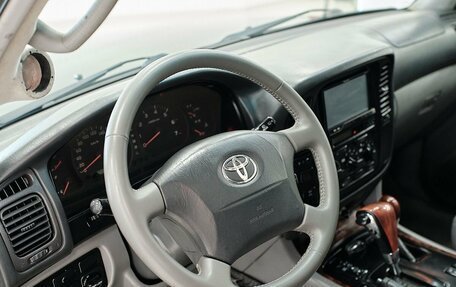 Toyota Land Cruiser 100 рестайлинг 2, 2001 год, 1 103 000 рублей, 11 фотография