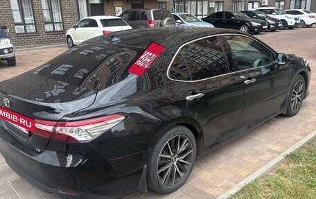 Toyota Camry, 2021 год, 2 670 000 рублей, 3 фотография
