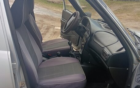 Chevrolet Niva I рестайлинг, 2005 год, 255 000 рублей, 7 фотография
