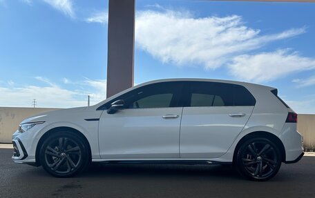 Volkswagen Golf VIII, 2022 год, 2 330 000 рублей, 2 фотография