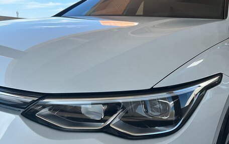 Volkswagen Golf VIII, 2022 год, 2 330 000 рублей, 9 фотография