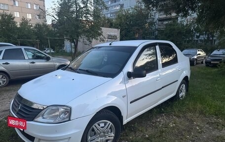 Renault Logan I, 2013 год, 280 000 рублей, 2 фотография