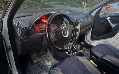 Renault Logan I, 2013 год, 280 000 рублей, 6 фотография