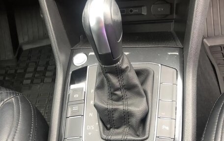 Volkswagen Tiguan II, 2020 год, 2 350 000 рублей, 9 фотография