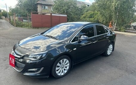 Opel Astra J, 2013 год, 750 000 рублей, 3 фотография