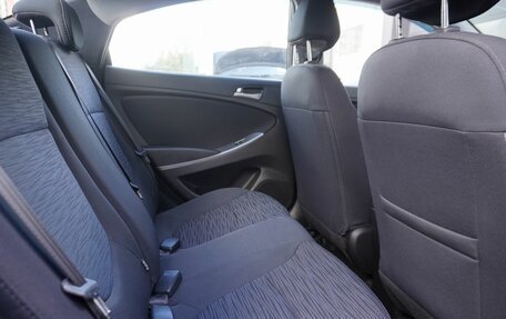 Hyundai Solaris II рестайлинг, 2015 год, 1 068 000 рублей, 10 фотография