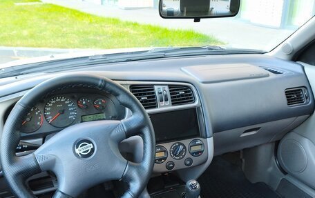 Nissan Primera II рестайлинг, 2001 год, 450 000 рублей, 16 фотография