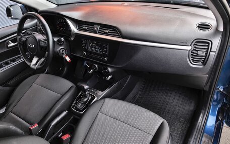 KIA Rio IV, 2022 год, 1 749 000 рублей, 10 фотография