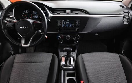 KIA Rio IV, 2022 год, 1 749 000 рублей, 6 фотография