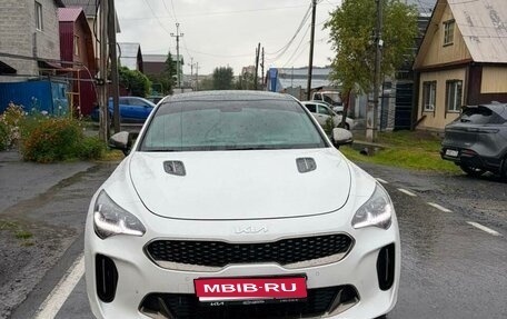 KIA Stinger I, 2022 год, 3 100 000 рублей, 1 фотография