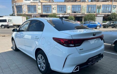KIA Rio IV, 2020 год, 1 570 000 рублей, 7 фотография
