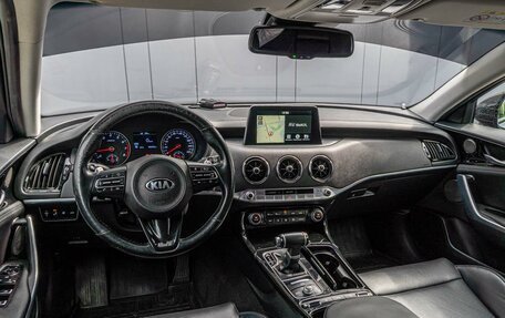 KIA Stinger I, 2020 год, 2 179 000 рублей, 6 фотография
