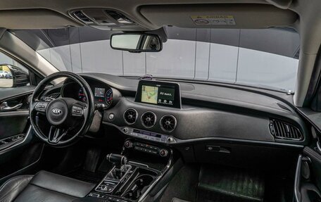 KIA Stinger I, 2020 год, 2 179 000 рублей, 11 фотография