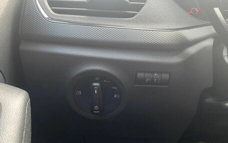Volkswagen Polo VI (EU Market), 2021 год, 1 375 000 рублей, 21 фотография