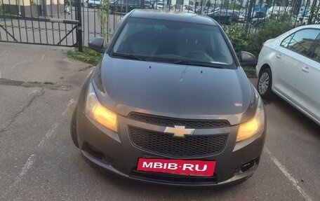 Chevrolet Cruze II, 2011 год, 599 000 рублей, 2 фотография