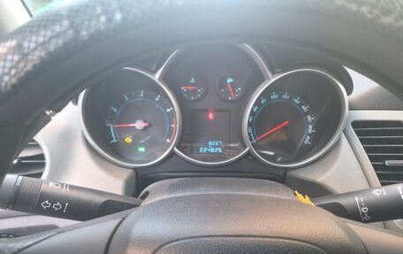 Chevrolet Cruze II, 2011 год, 599 000 рублей, 13 фотография