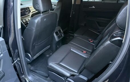 Volkswagen Teramont I, 2018 год, 2 350 000 рублей, 22 фотография