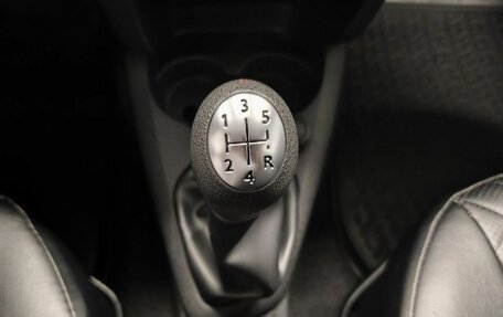 Renault Sandero II рестайлинг, 2014 год, 899 000 рублей, 15 фотография