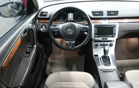 Volkswagen Passat B7, 2011 год, 1 079 900 рублей, 9 фотография
