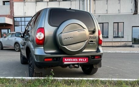 Chevrolet Niva I рестайлинг, 2017 год, 680 000 рублей, 5 фотография