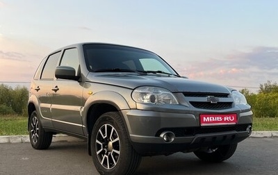 Chevrolet Niva I рестайлинг, 2017 год, 680 000 рублей, 1 фотография