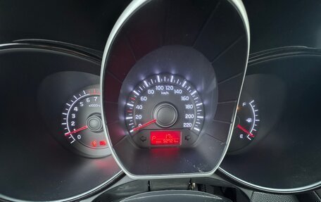 KIA Rio III рестайлинг, 2012 год, 857 000 рублей, 6 фотография