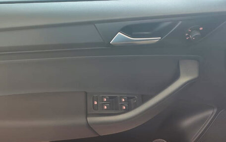 Volkswagen Polo VI (EU Market), 2022 год, 1 837 700 рублей, 9 фотография