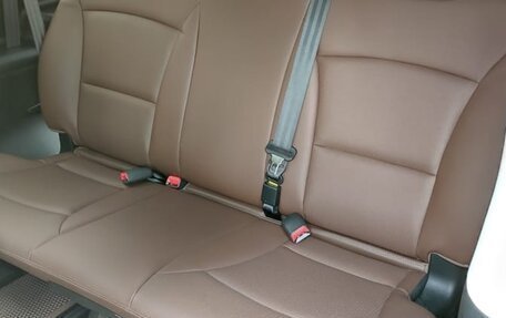 Hyundai Grand Starex Grand Starex I рестайлинг 2, 2019 год, 4 300 000 рублей, 16 фотография