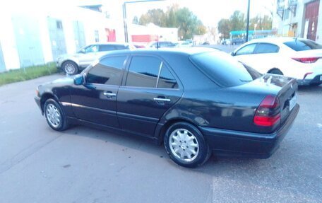 Mercedes-Benz C-Класс, 1997 год, 570 000 рублей, 4 фотография