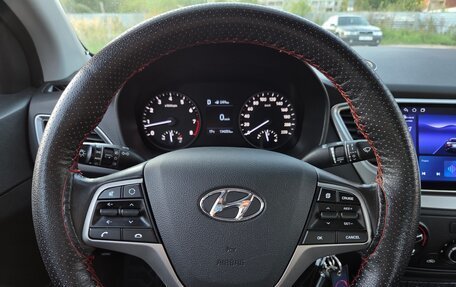 Hyundai Solaris II рестайлинг, 2017 год, 1 150 000 рублей, 29 фотография