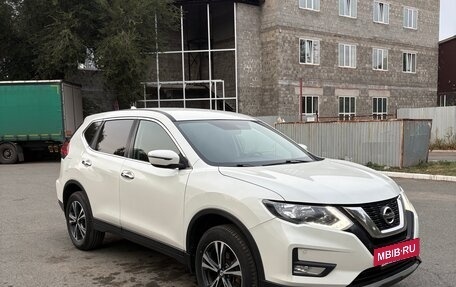 Nissan X-Trail, 2019 год, 1 859 000 рублей, 2 фотография