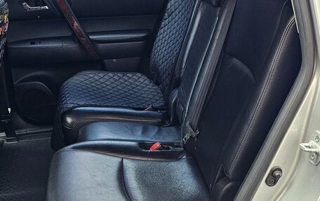 Toyota Highlander III, 2011 год, 1 799 000 рублей, 15 фотография
