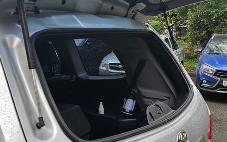 Toyota Highlander III, 2011 год, 1 799 000 рублей, 17 фотография