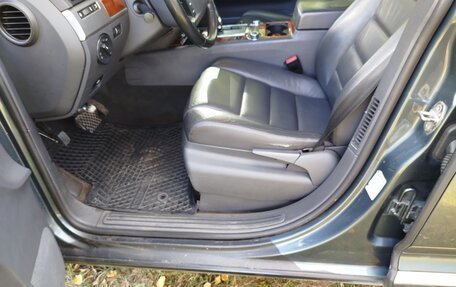 Volkswagen Touareg III, 2006 год, 900 000 рублей, 23 фотография