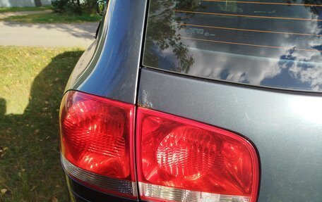Volkswagen Touareg III, 2006 год, 900 000 рублей, 21 фотография