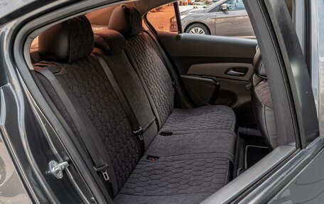 Chevrolet Cruze II, 2010 год, 620 000 рублей, 7 фотография