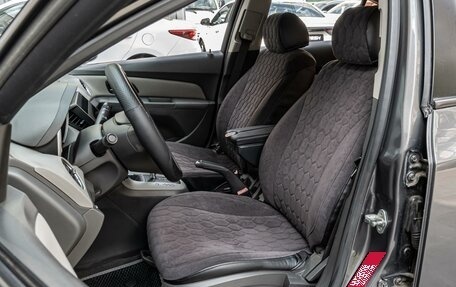 Chevrolet Cruze II, 2010 год, 620 000 рублей, 10 фотография